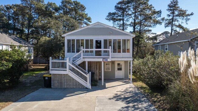 Primary Photo - 909 Indian Dr