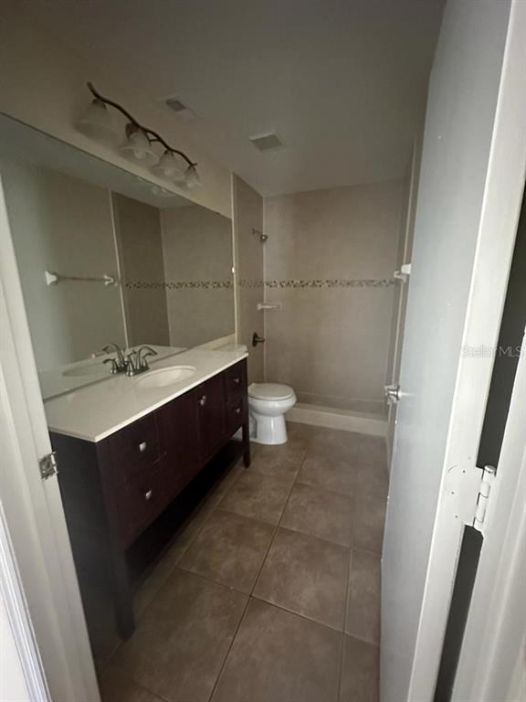 Building Photo - 13551 Summerton Dr