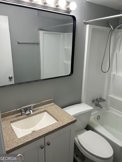 Building Photo - 499 Oak Way