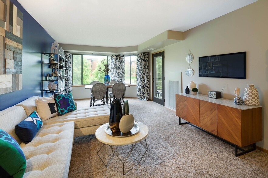 The Burlington 11801180 Cushing Cir Saint Paul MN 55108 Apartment