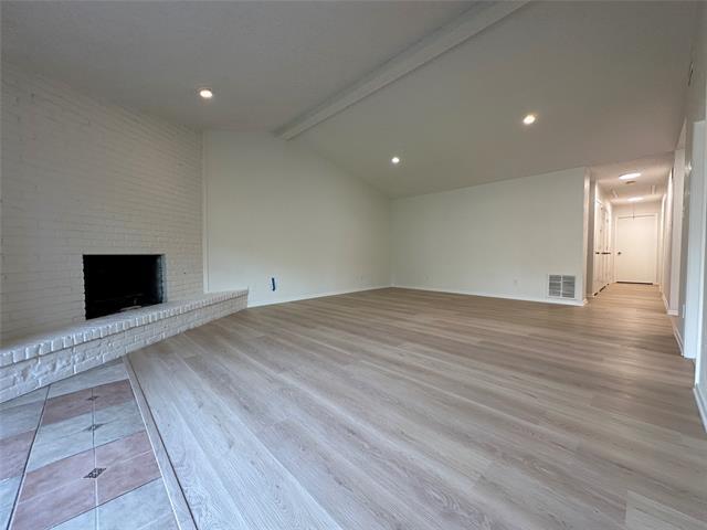 Building Photo - 306 Towne House Ln