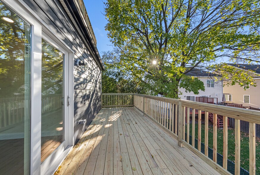 Building Photo - 64 Bradbury Ave