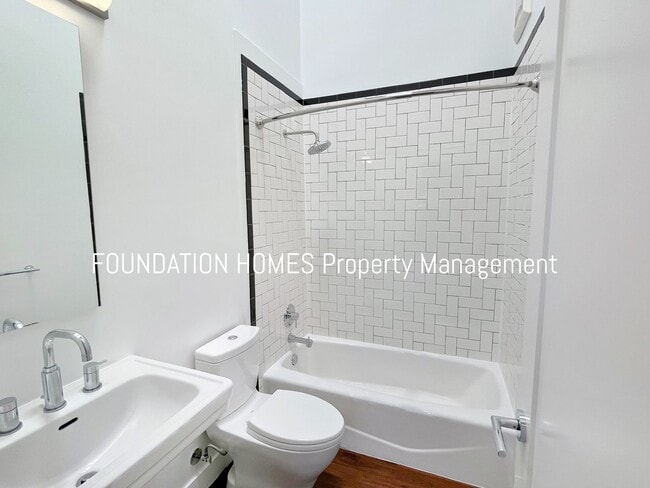 Building Photo - VIDEO - Live off a Marina - High-End Finishes - Balcony - FOUNDATION