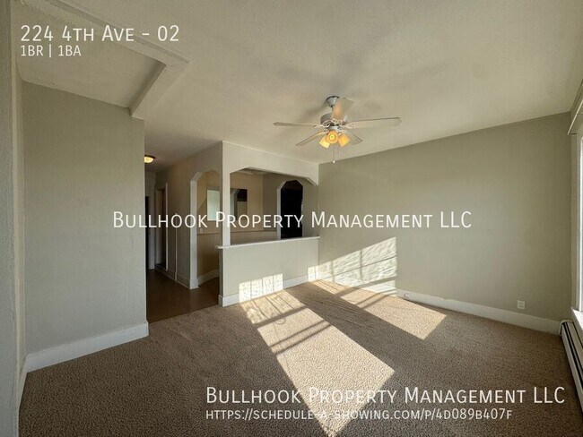 Building Photo - 224 4th Ave