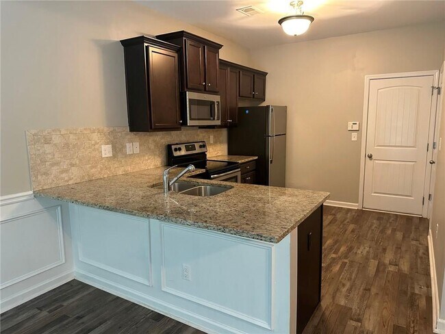 Building Photo - 4680 Raven Wood Loop