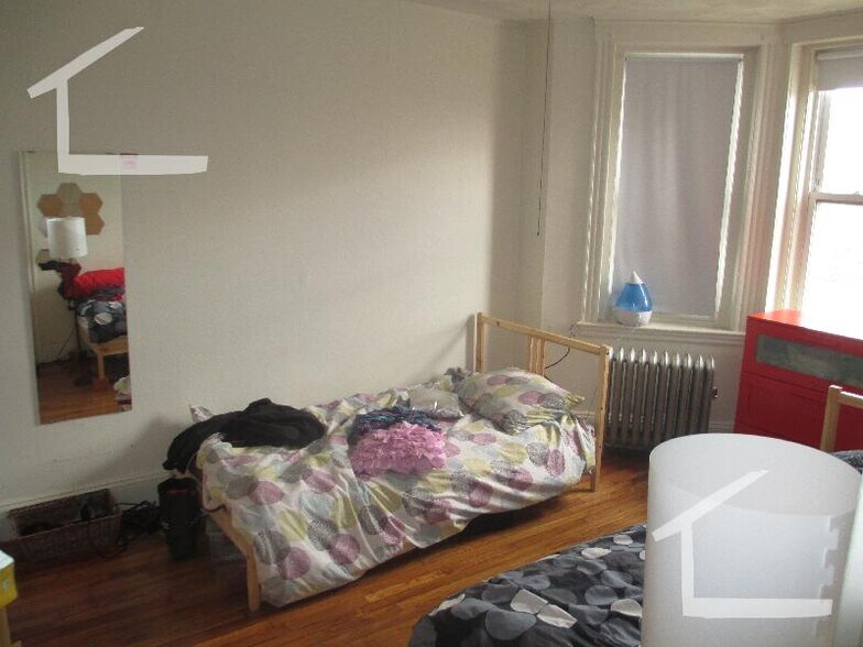 Primary Photo - 1185 Boylston St