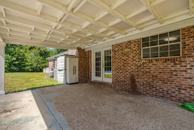 Building Photo - 2613 Killarney Way