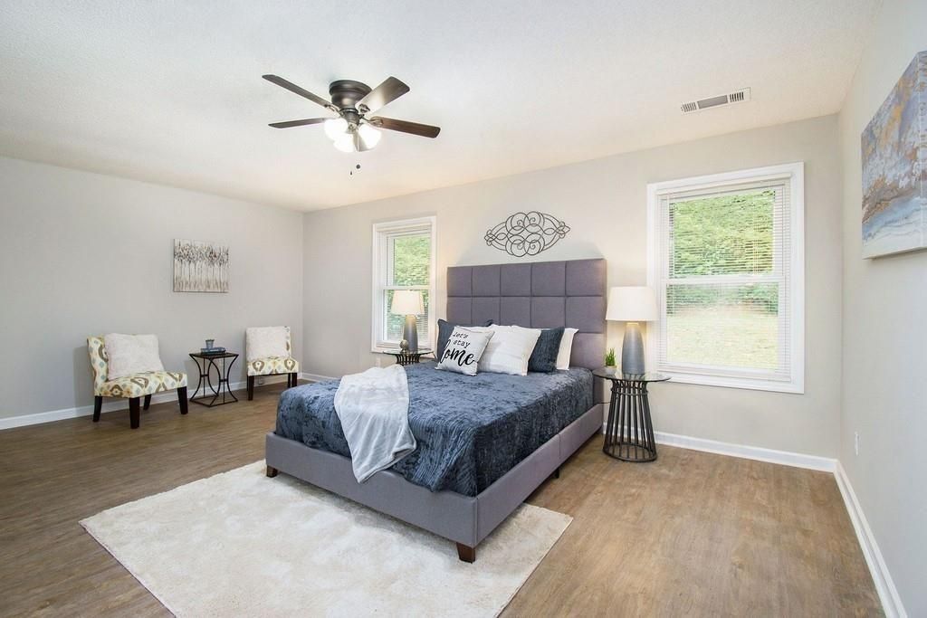 Building Photo - 140 Crabtree Dr