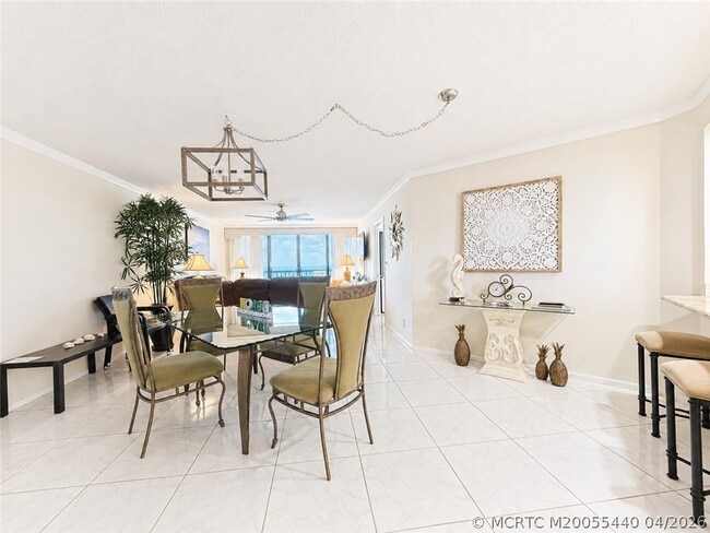 Building Photo - 9500 S Ocean Dr