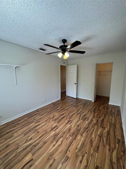 Building Photo - 16360 Water Way