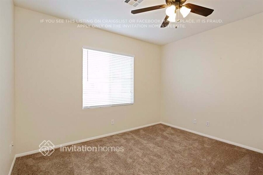 Building Photo - 2515 Wellworth Ave