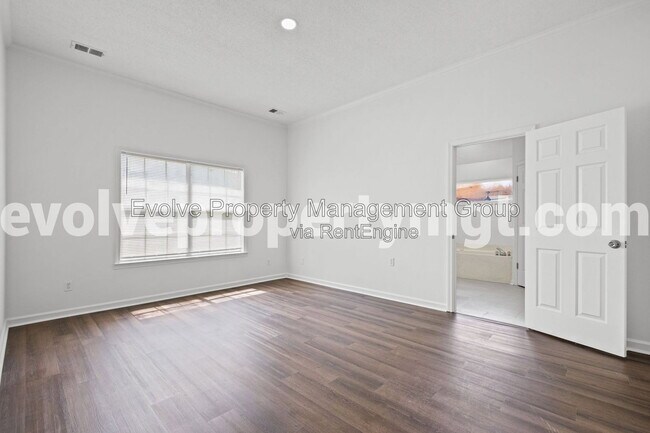 Building Photo - 330 Bendigo Dr
