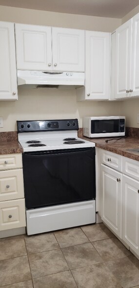 Building Photo - 20 Delar Pkwy