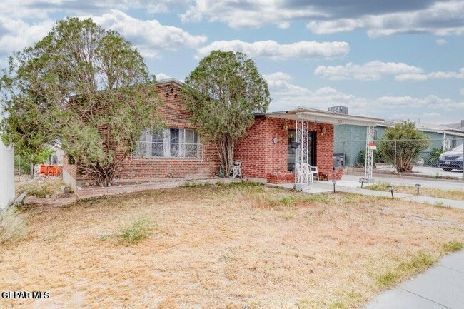 Primary Photo - 3722 Jefferson Ave