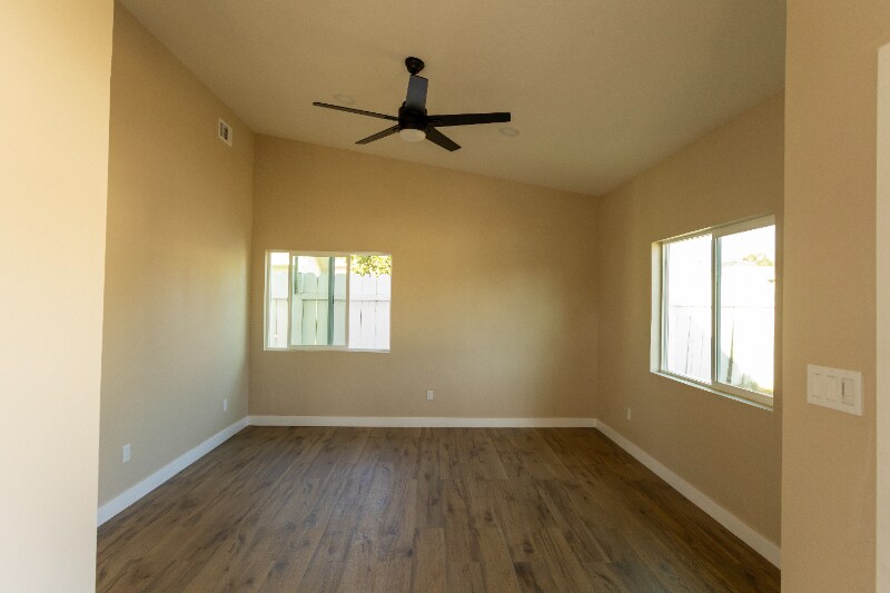 Building Photo - 9266 Ramona Ave