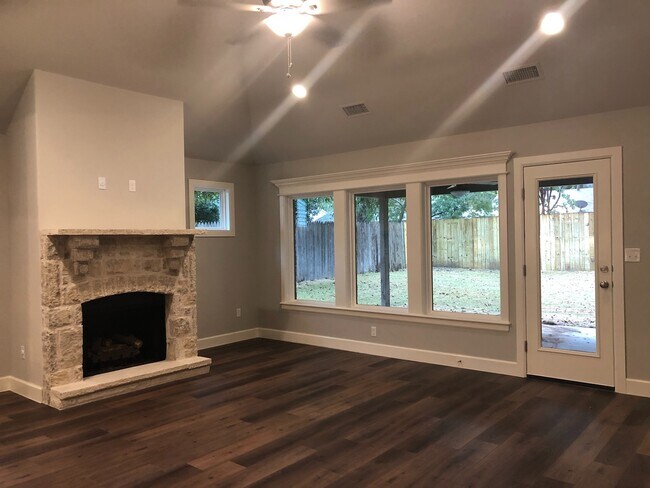 Building Photo - New Construction In Midtown, Built In 2019!