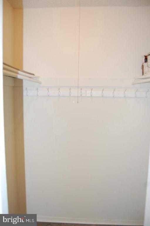Building Photo - 1225 Martha Custis Dr