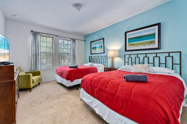 Building Photo - 8845 Rhodes St