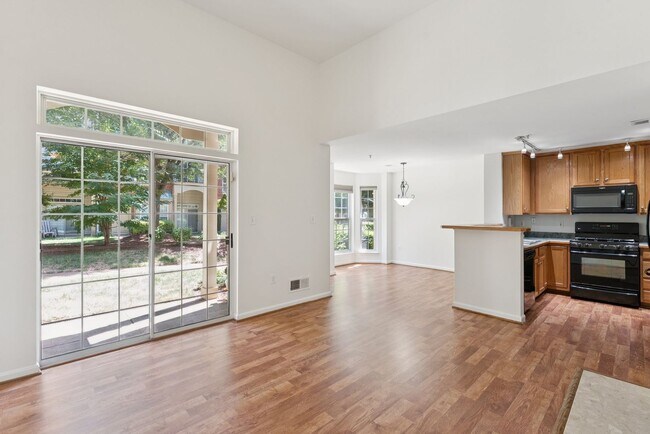 Building Photo - 11892 Breton Ct