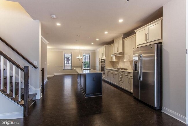 Building Photo - 7807 Crystal Brook Way