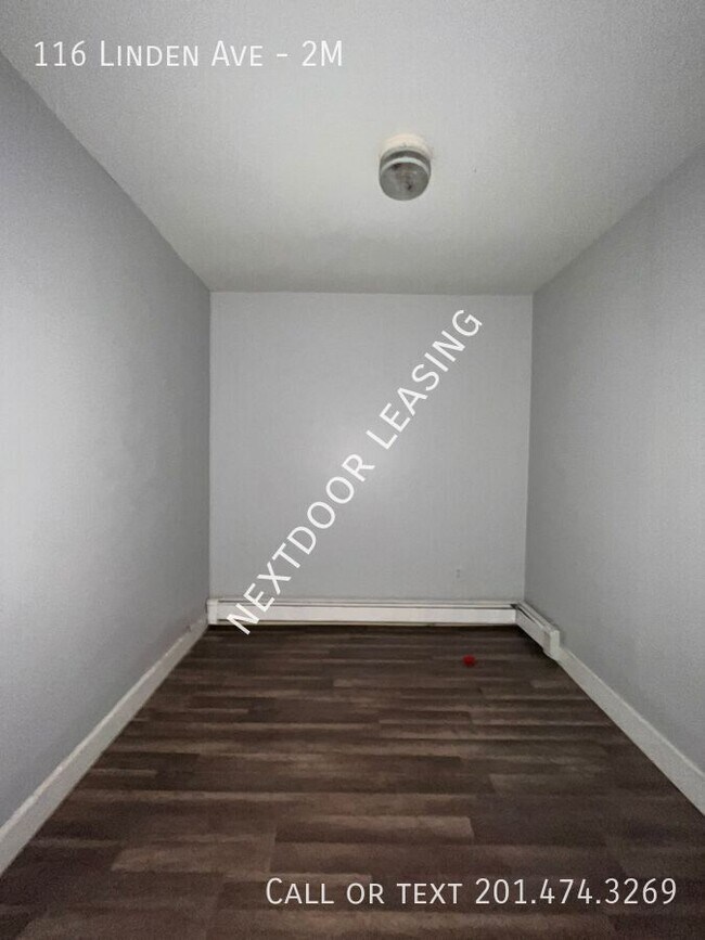 Building Photo - 116 Linden Ave