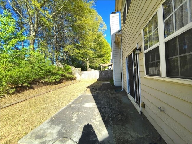 Building Photo - 2815 Priestcliff Dr SE