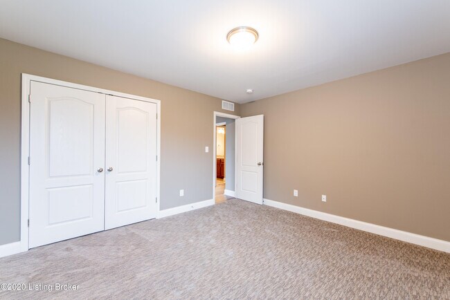 Building Photo - 18004 Duckleigh Ln