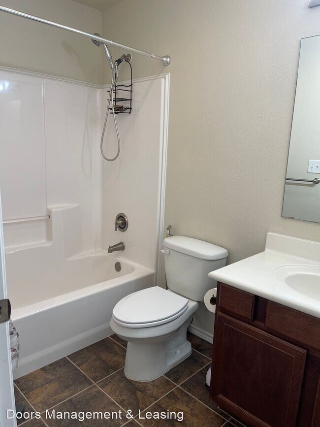 Building Photo - 3 br, 2 bath House - 7011 95th Street