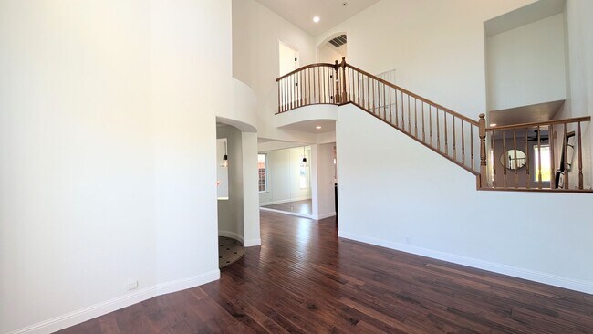 Building Photo - Gorgeous Single Family Home in Rocklin