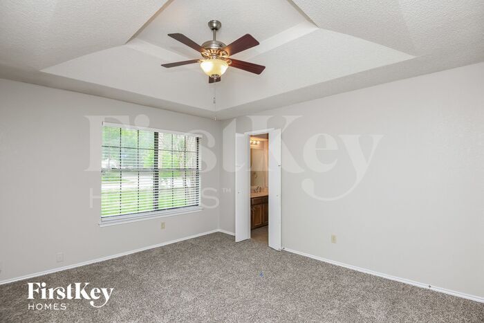 Building Photo - 3915 Wrentham Dr