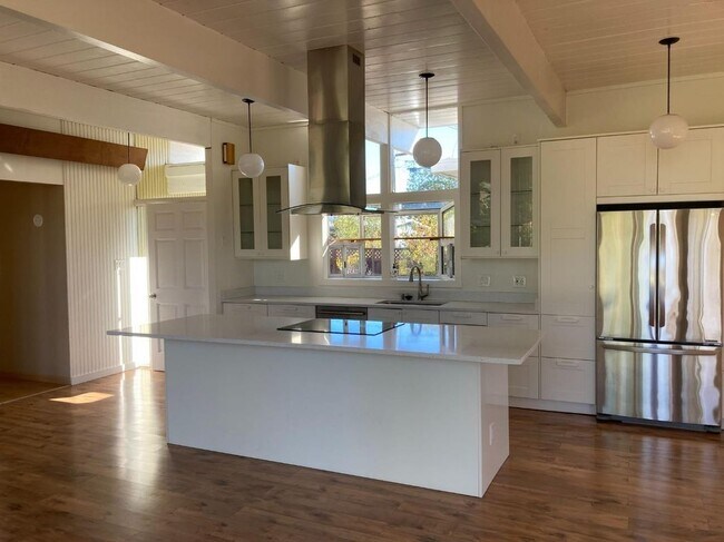 Building Photo - 15 Turtle Bay Pl