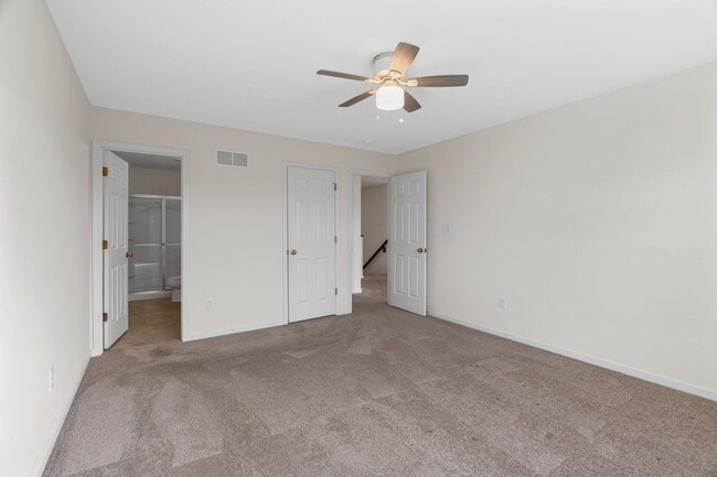 Building Photo - Charming 3-Bedroom Home