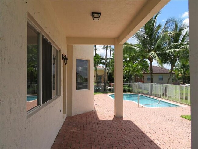 Building Photo - 19430 SW 30th St