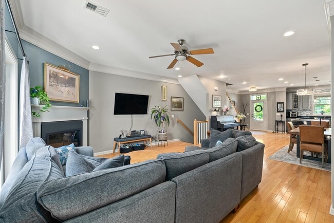 Building Photo - 3369 Preston Shore Dr