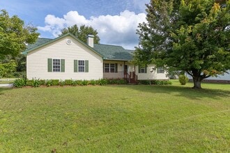 Building Photo - Kanton Ridge