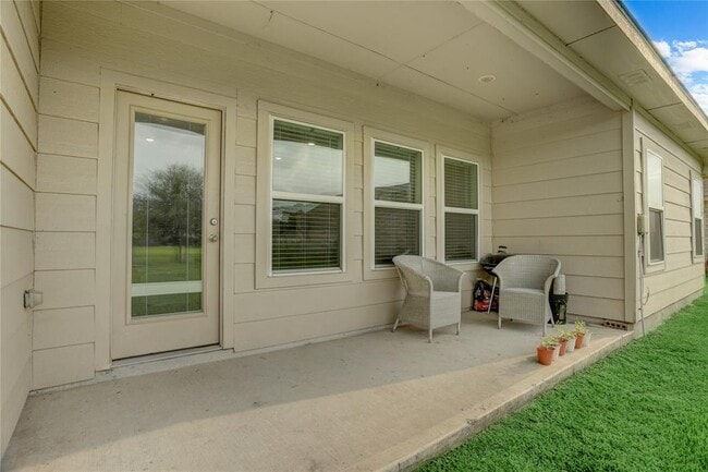 Building Photo - 503 Rd 5138