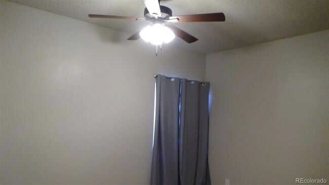 Building Photo - 4075 Autumn Heights Dr