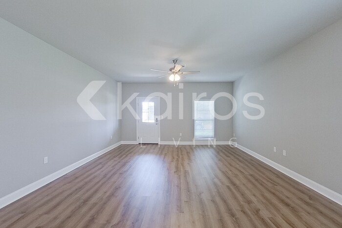 Building Photo - 22851 Monterey Ave