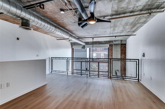 Building Photo - 3110 Thomas Ave