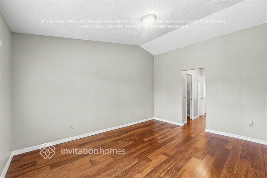 Building Photo - 1009 Dishman Loop