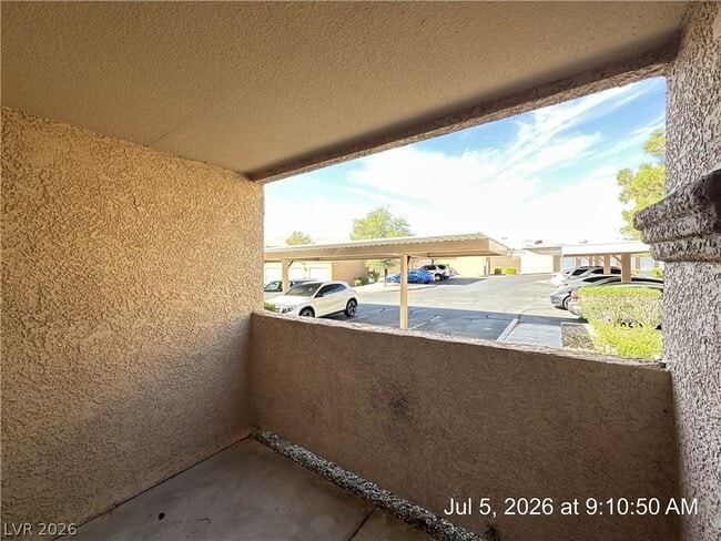 Building Photo - 1150 N Buffalo Dr