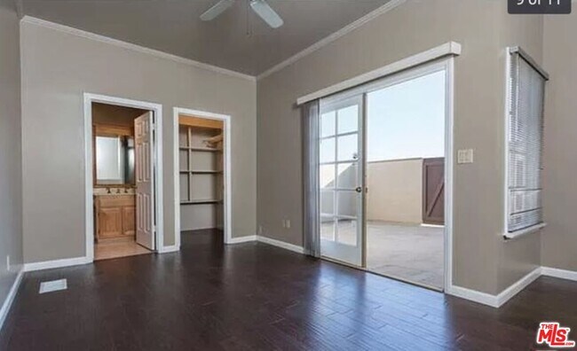 Building Photo - 1406 Camden Ave