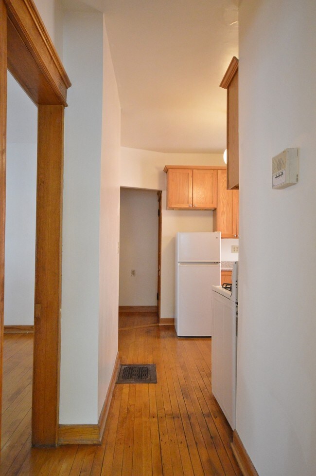 Floorplan - 3810 N. Greenview