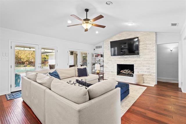 Building Photo - 3707 Pallos Verdas Dr