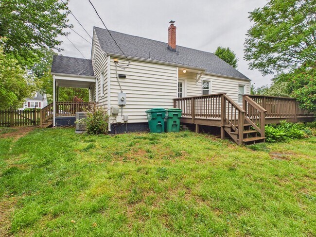 Building Photo - 1603 Harvard Rd