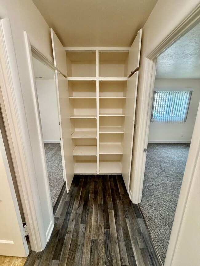 Building Photo - Kenton 3BR/2BA Single-Level Home | Private Yard, W/D Included & Off-Street Parking