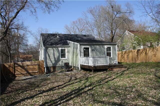 Building Photo - Quaint East Nashville Home