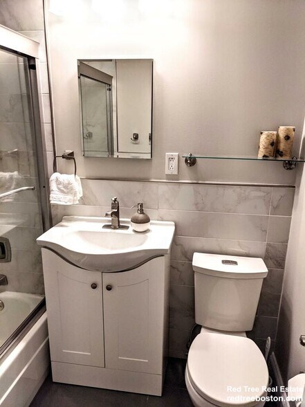 Building Photo - 27 Bowdoin St