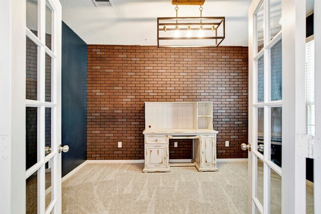 Building Photo - 5439 Baronet Dr