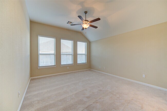 Building Photo - 6519 Point Hollow Ln